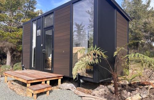 Golden Bay Casa | Ruru Tiny House by Tiny Away