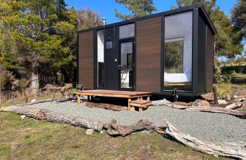 Golden Bay Casa | Ruru Tiny House by Tiny Away