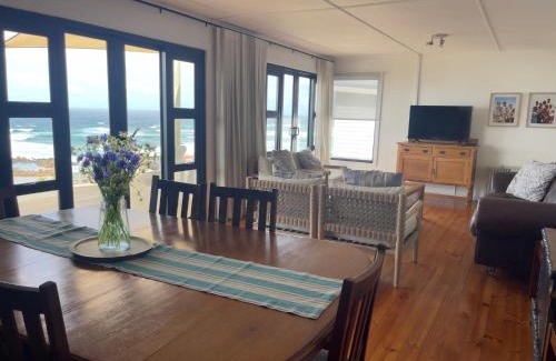 Buffalo Bay Casa | Rus & Roes Beach Home