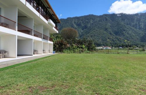 Candikuning Hotel | Rusa by The Lake
