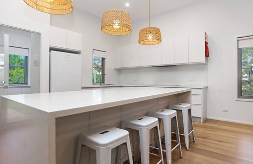 Hawks Nest Casa | Russell Street Retreat