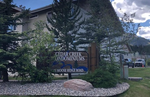 Big Sky Apartamento | Rustic 2 BR Mountain View-walk to resort