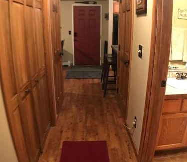 Big Sky Apartamento | Rustic 2 BR Mountain View-walk to resort