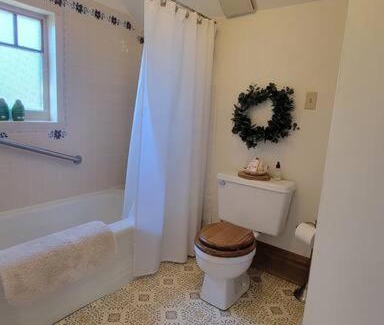 Eagar Casa | Rustic, 3-Bedroom Cabin on 5 Private Acres with Views!