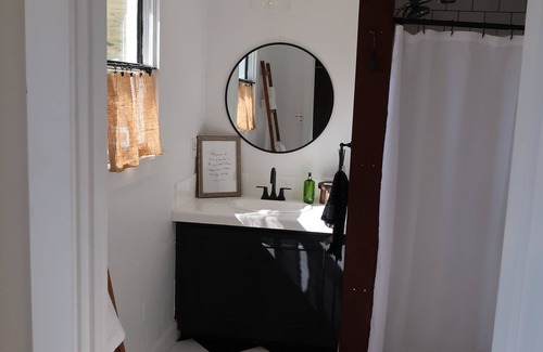 Ferndale Otro | Rustic and Private Capetown Ranch School House