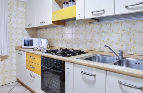 Moena Apartamento | Apartamento rústico Casa March 1 con Wi-Fi, balcón, jardín y vistas a la montaña
