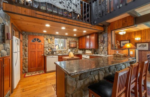 Chamberlands Casa | Rustic Beauty in Chamberlands Full Beach & Pool