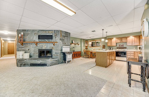 Blackhawk Casa | Rustic Black Hills home in secluded location w/sauna, fireplace, private hot tub