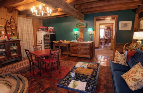 Raphine Cabina | Osceola Mill is a B&B inn located in the Shenandoah Valley 20 minutes from Lexington and Staunton.