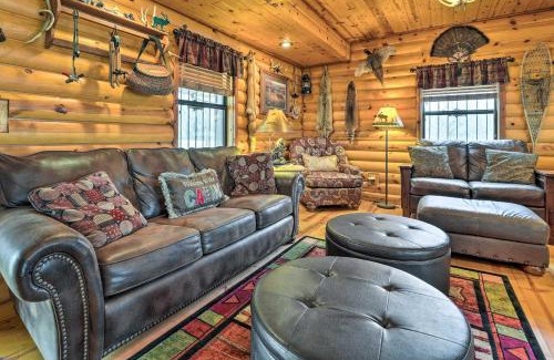 Eagle Rock Casa | Rustic Cabin in Roaring River State Park!