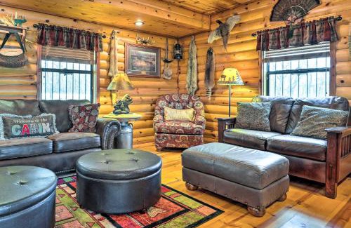 Eagle Rock Casa | Rustic Cabin in Roaring River State Park!