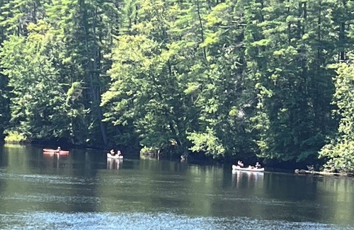 Concord Cabina | Rustic cabin-style on RIVER Northwest of Concord Nh within minutes of Penecook