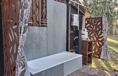 Oallen Otro | Rustic Cabin with moon bathing for a city escape