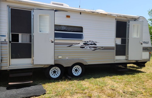 Curtis Township Casa | Rustic camping with a twist on beautiful northlake all sports lake