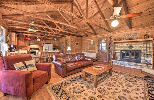 Canyon Lake Cabina | 2 Canyon Lake Cabins - 3BR Total - en 2. 7 Acres!