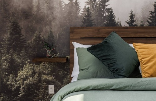 Saint-Calixte Chalet De Esquí | Rustic Chic 2BR Retreat with Hot Tub in the heart of Lanaudière