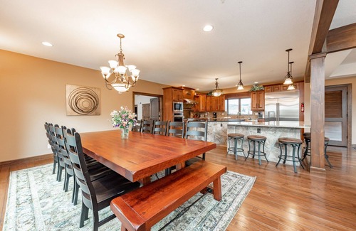 Waterfront Greens Casa | New! Beyond A Dream: Lakefront, Hot Tub, Pool!