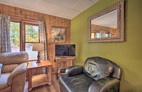 Huntingdon Casa | Rustic Clint Eastwood Ranch Apt by Raystown Lake
