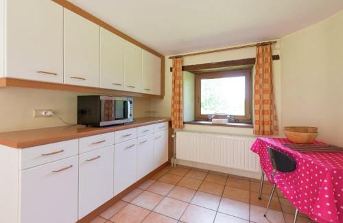 Lierneux Casa | Rustic Cottage in Jevigné