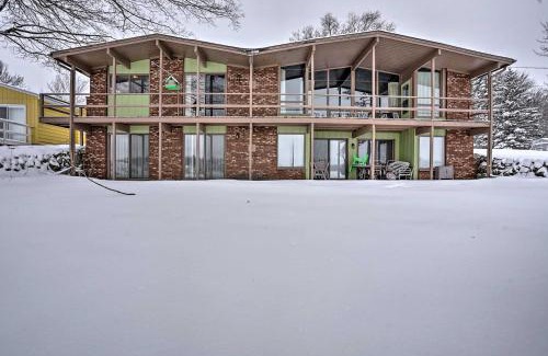 Lake Casa | Rustic Crooked Lake Cottage with Views and Deck