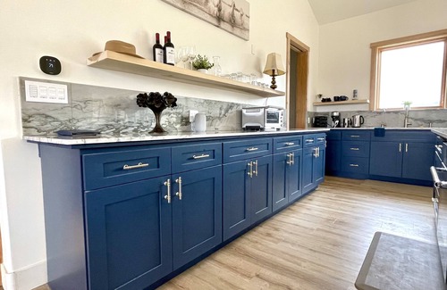 Solvang Casa | Rustic Elegance on Coyote Creek: A Solvang Sanctuary