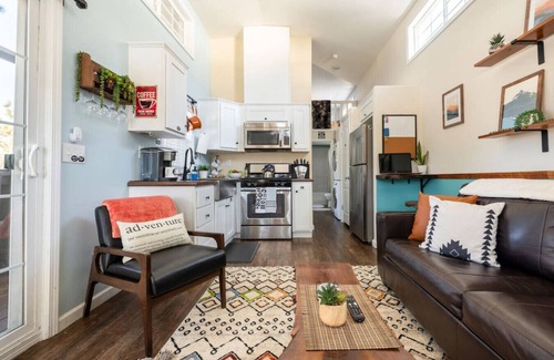 Woodland Park Casa | Rustic Escape| Fireplace, BBQ Grill & Scenic Views