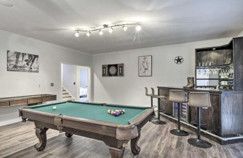 Pinehurst Casa | Rustic Escape w Game Room and Modern Amenities