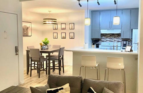 Woodland Springs Condominio | Rustic Farmhouse Old Town Condo w/Patio & Pool