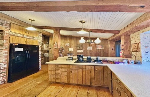 Michigan City Casa | Rustic Getaway by Lake Michigan!