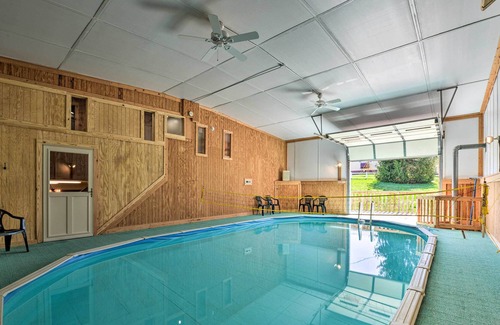 Rural Retreat Casa | Rustic Getaway w/ Indoor Pool, Fire Pit & Backyard