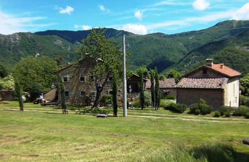 San Godenzo Casa | Casa de vacaciones aislada en San Godenzo con piscina