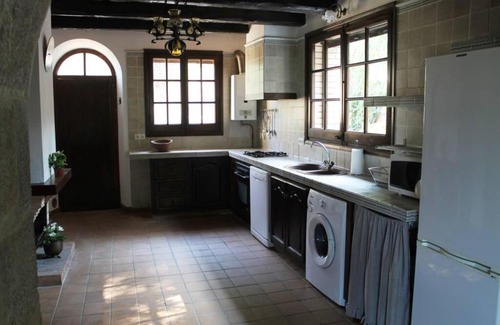 Fontanilles Casa | Rustic house in Gualta.
