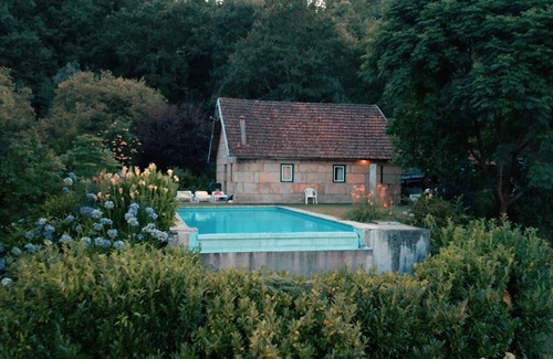 Marco de Canaveses Cabaña | Casa Rústica, Piscina Infinita, Kayak, Paddle, Privacidad Total (35 min OPorto)