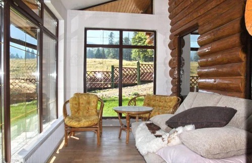 Predeal Cabina | Rustic House
