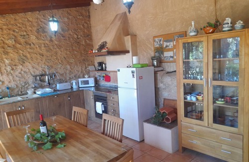 Inca Cabaña | Casa rústica con mucho encanto cerca montaña , piscina privada.