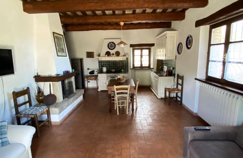 Arcidosso Casa | Rústico rodeado de un centenario bosque de castaños