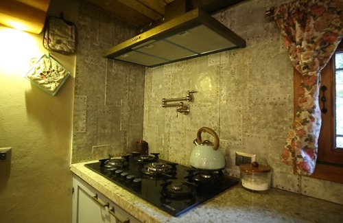 Amioun Casa | Rustic Lebanese Village Retreat - Quiet getaway for the family.