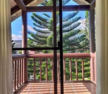Tagaytay Casa | Rustic Log Cabin in Tagaytay