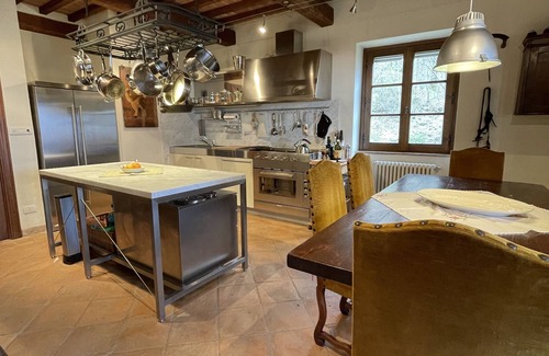 Talla Villa | Lujo rústico y vistas impresionantes cerca de Capolona - 3br plazas 6
