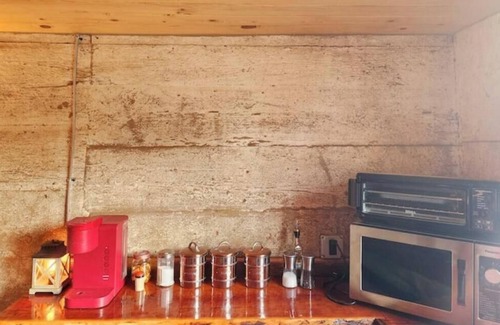 Dewart Casa | Rustic Luxury w/Horses-Historic Whiskey Distillery