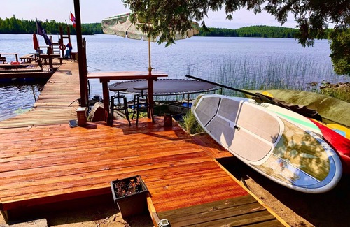 Northern Ontario Cabina | Rustic off grid cabin