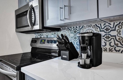 Poinciana Park Apartamento | Rustic Retreats: Beachy 1BR in the heart of Fort Lauderdale