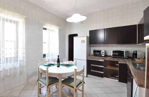 San Giovanni di Sinis Casa | Rustic Seaside House with Garden for Families in San Giovanni di Sinis