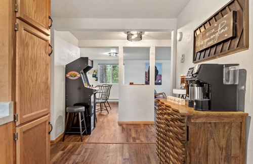 Custer Apartamento | Rustic Sanctuary: Firepit + Sauna + Wildlife Watching