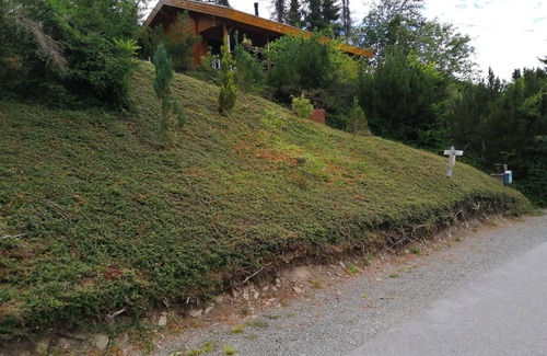 Bomighausen Chalet De Esquí | Rústico chalet de madera situado con impresionantes vistas