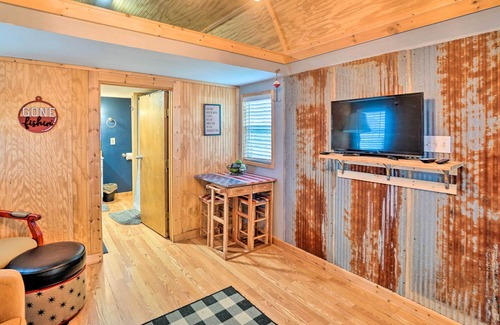 Fletcher Apartamento | Rustic Studio in Fletcher’s Quiet Countryside!