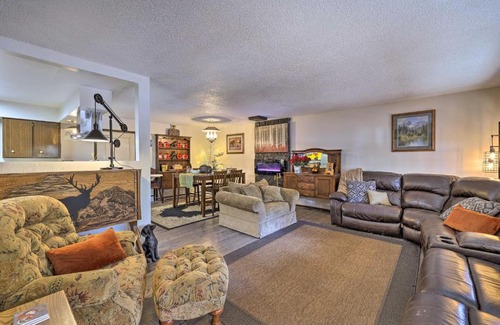 Winchester Casa | Rustic Western Home Walk to Winchester Lake!