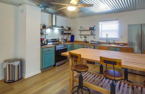 Lupton City Casa | Rustic Whitwell Home w/ Grill, Near State Parks!