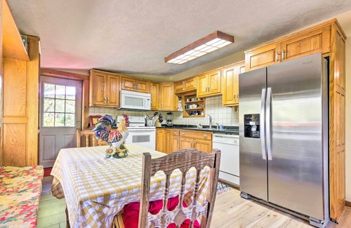 Skyland Cabina | ¡NUEVO! Arden 2BR Cabin w / hermosas vistas!