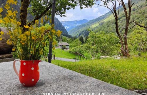 Madra Casa | Rustico Cascina Val Malvaglia